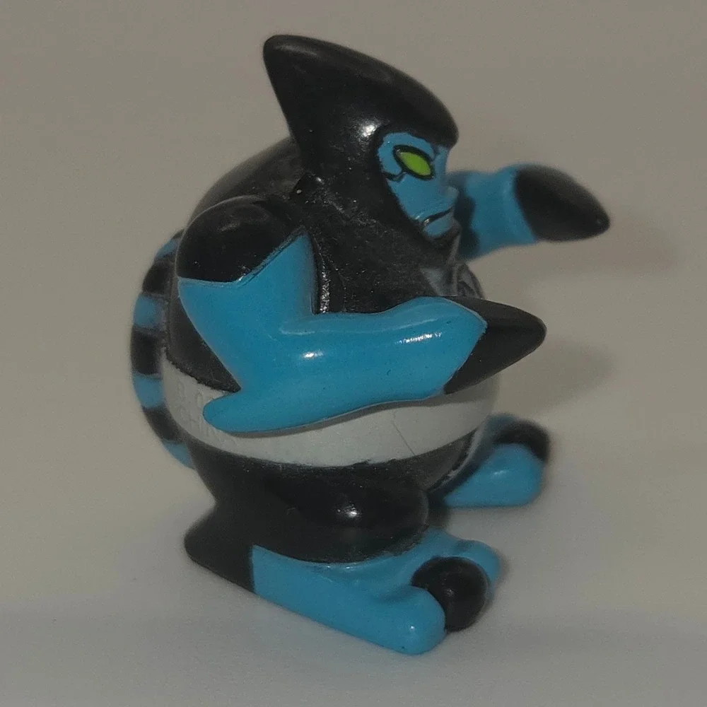 2007 Bandai Ben 10 XLR8 Sumo Slammers Mini Figure 1 Inch